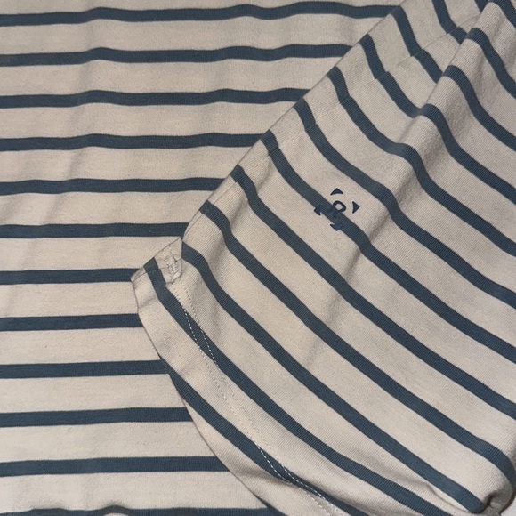 LuluLemon Striped Everyday Shirt XL - Picture 3 of 3
